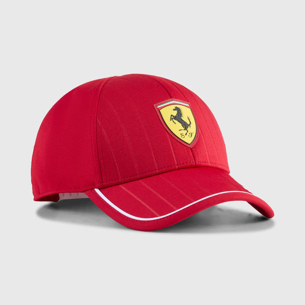 Gorra equipo Ferrari Puma F1 2025