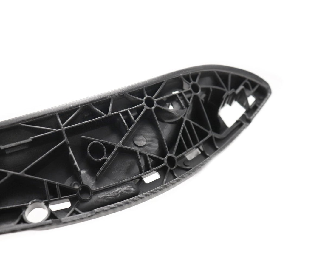 Puxador Carbono Frontal Direito BMW Série 3/4 F30 F31 F35 F32 F36 2012 - 2017 - GTD Car Parts